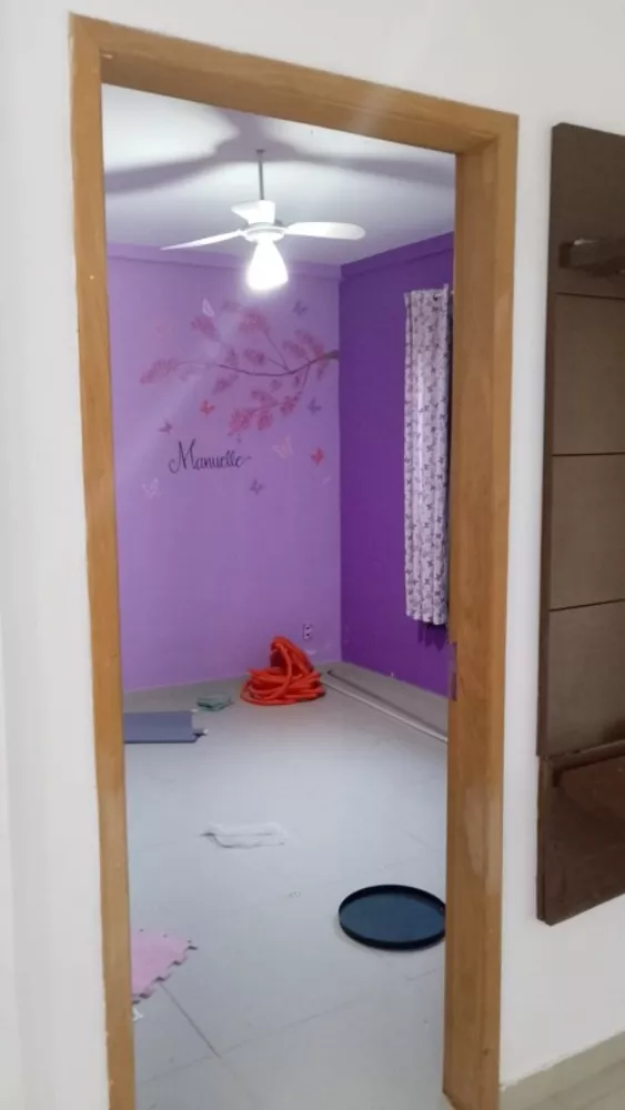 Casa à venda com 3 quartos, 240m² - Foto 4