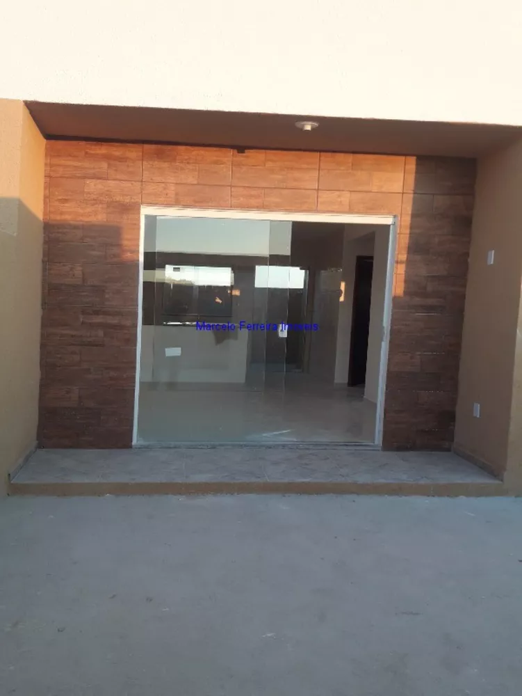 Casa à venda com 2 quartos, 150m² - Foto 2