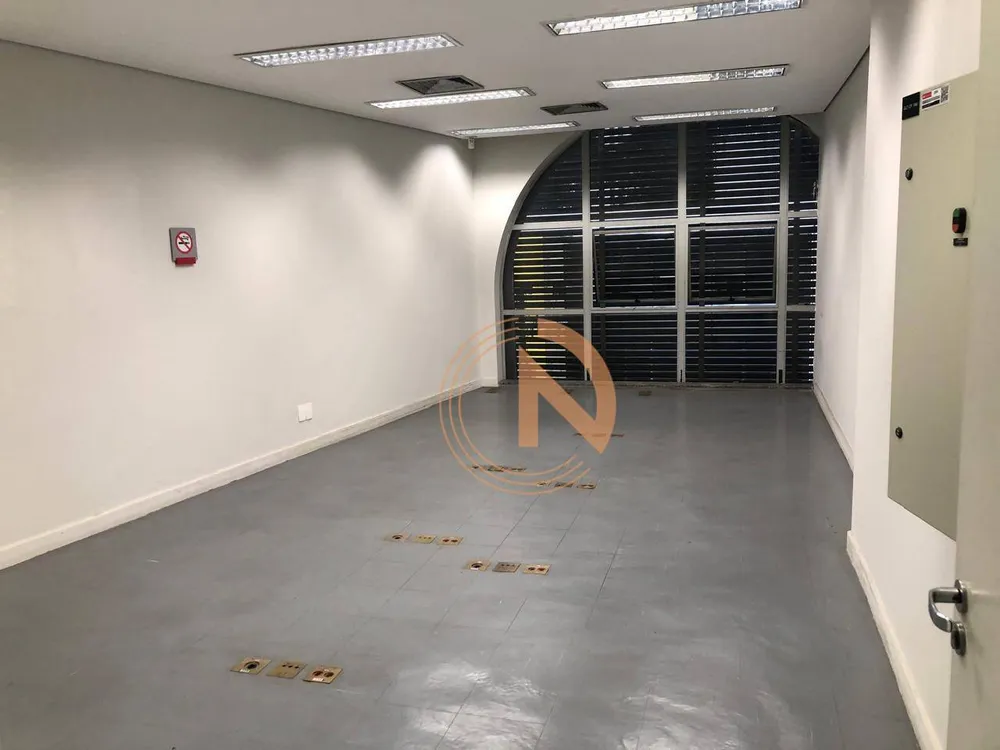 Prédio Inteiro, 2579 m² - Foto 1