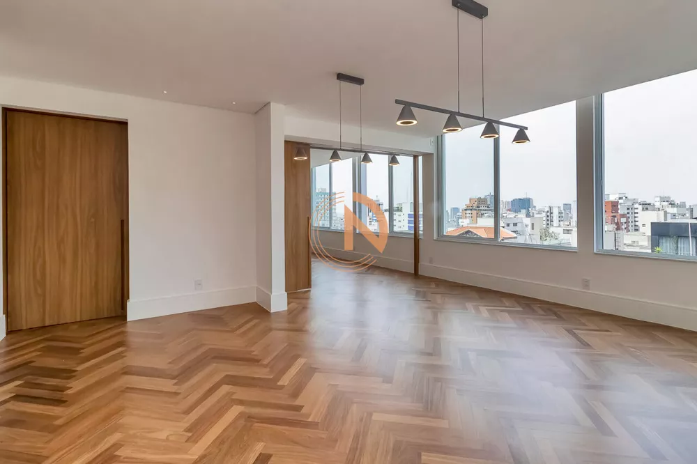 Apartamento à venda com 3 quartos, 290m² - Foto 3