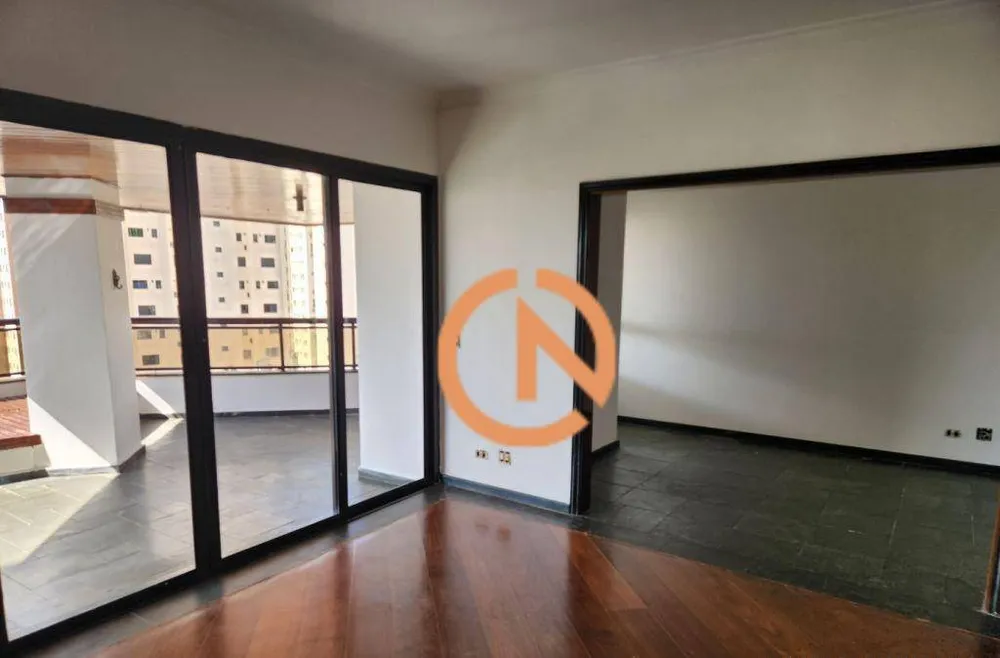 Cobertura, 3 quartos, 213 m² - Foto 3