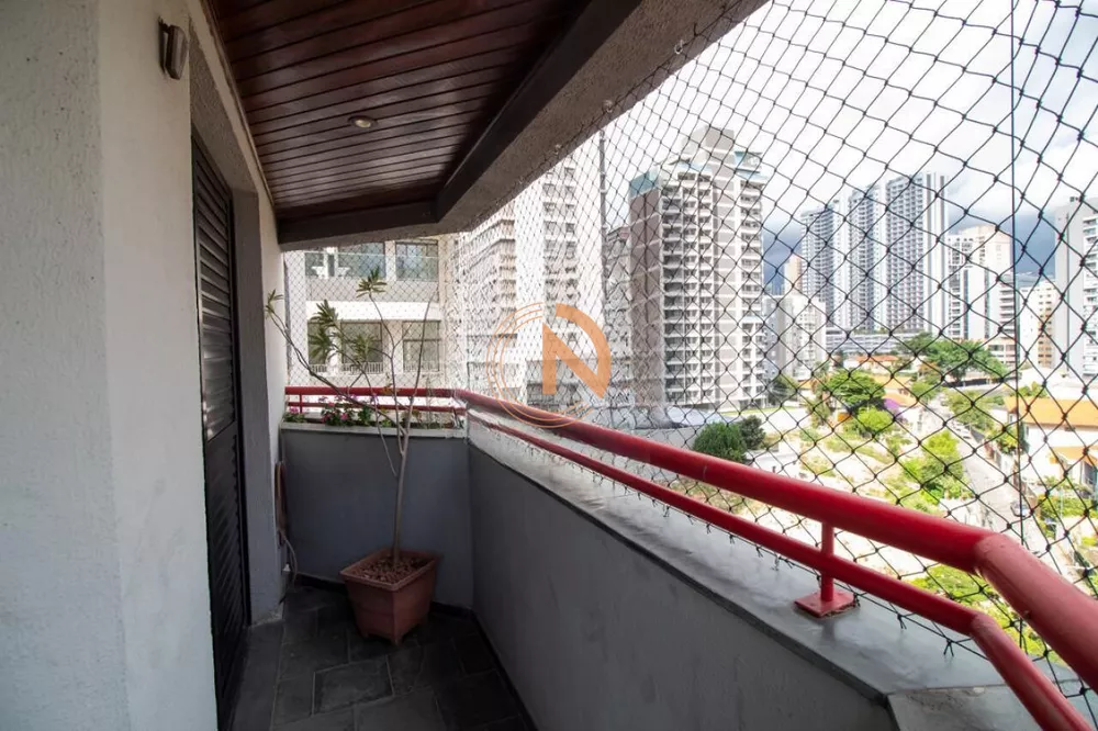 Apartamento à venda com 3 quartos, 131m² - Foto 3