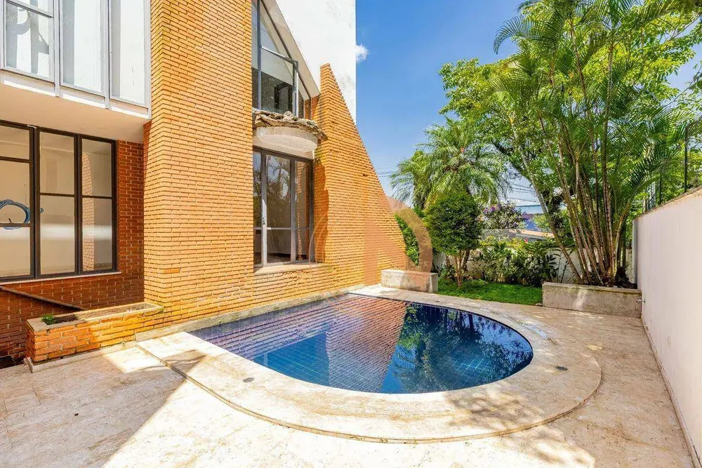 Casa, 4 quartos, 376 m² - Foto 1