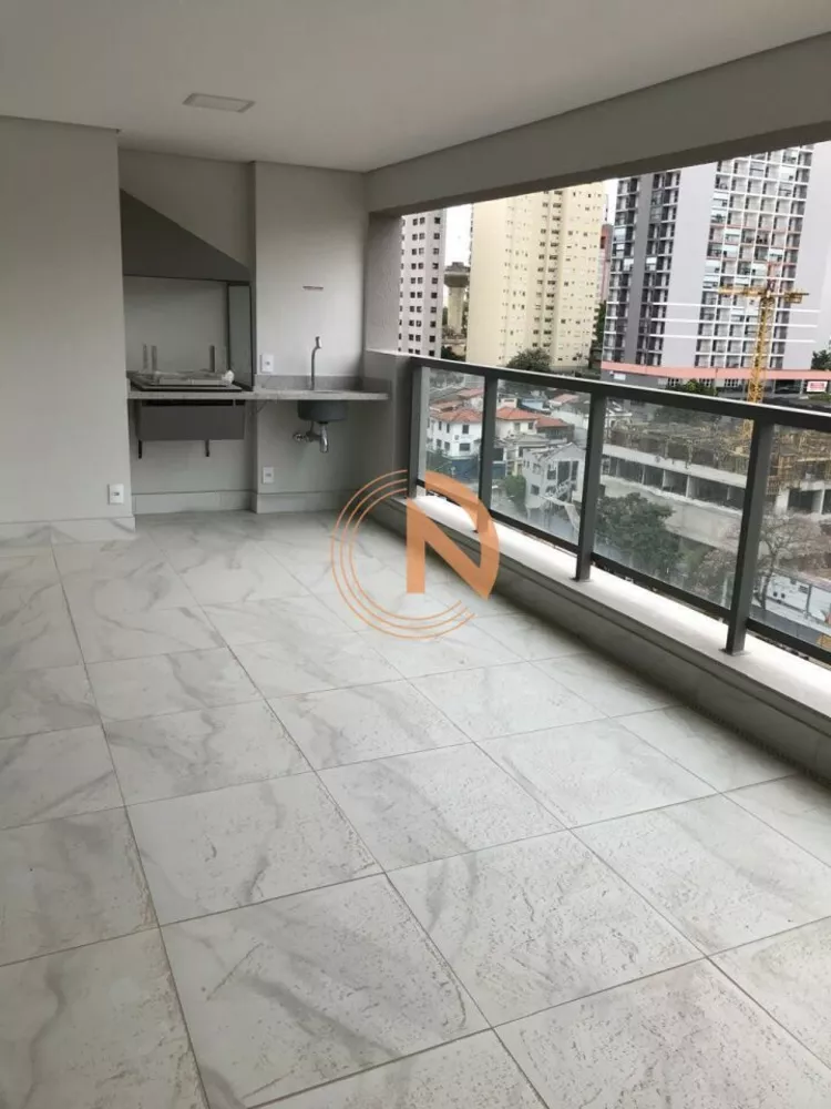 Apartamento à venda com 3 quartos, 131m² - Foto 4