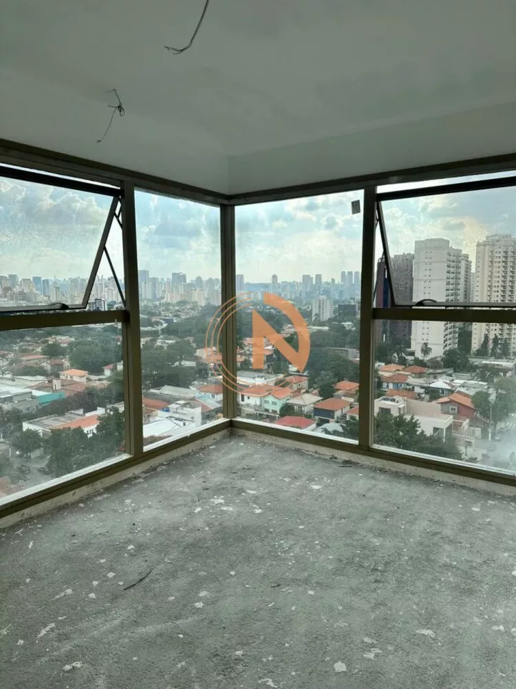 Apartamento à venda com 3 quartos, 150m² - Foto 4