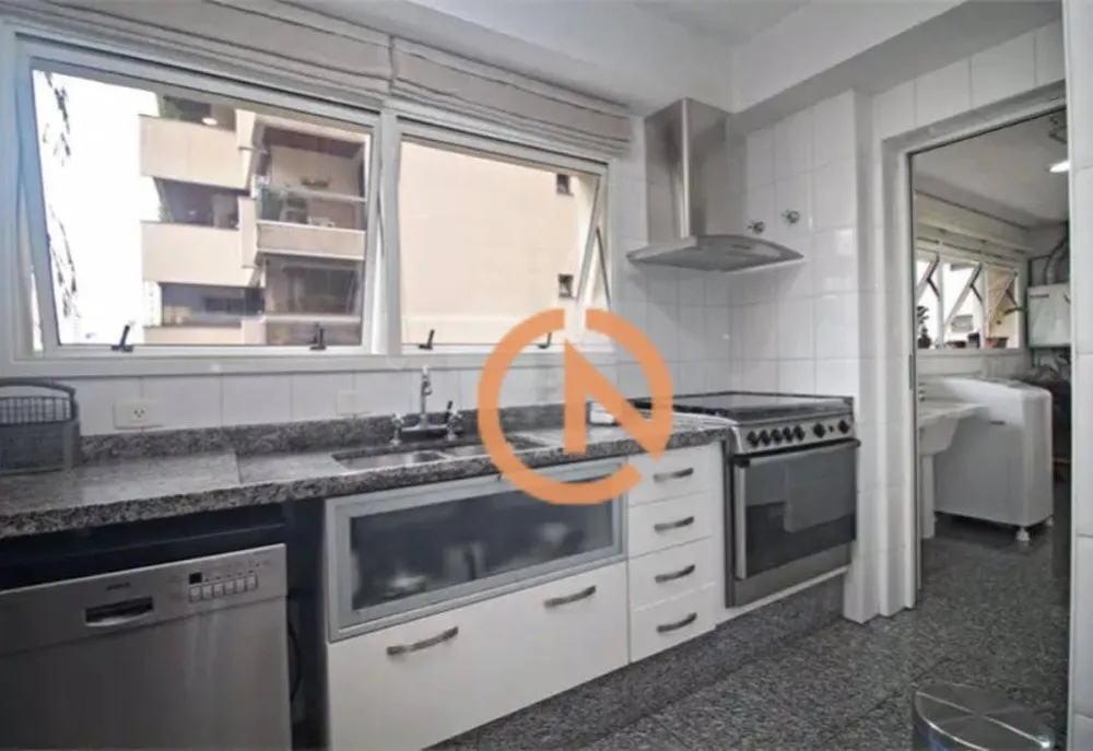 Apartamento, 3 quartos, 192 m² - Foto 1