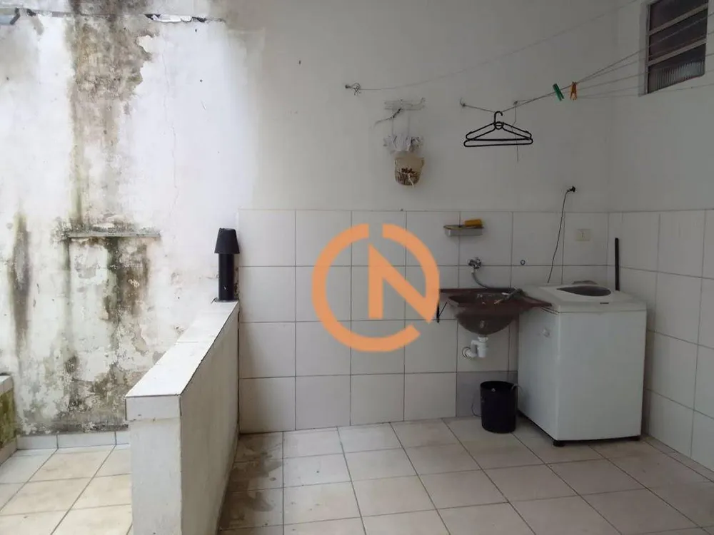 Sobrado, 5 quartos, 220 m² - Foto 2