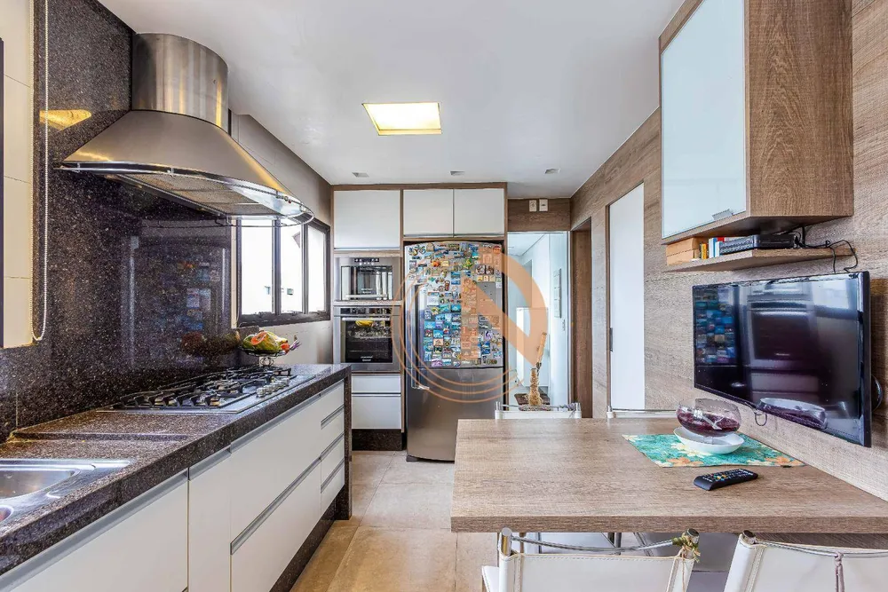 Apartamento, 3 quartos, 190 m² - Foto 5