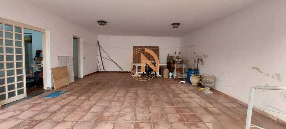 Casa à venda com 3 quartos, 295m² - Foto 16