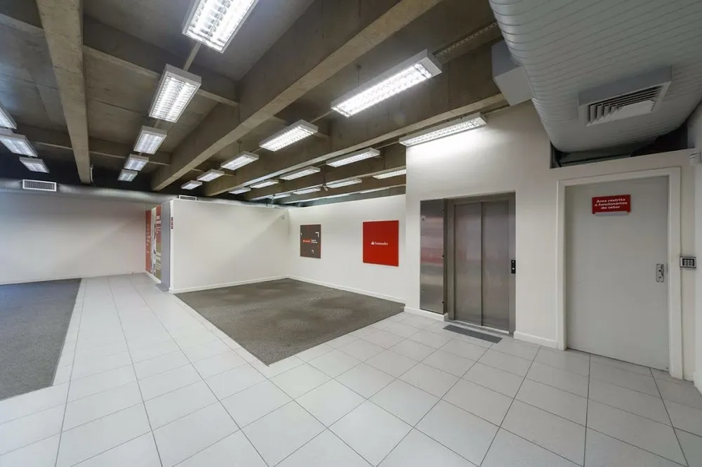Loja-Salão, 2047 m² - Foto 4