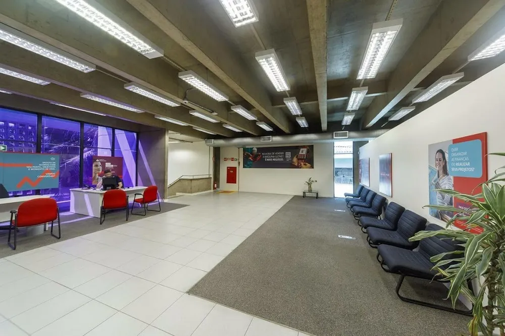 Loja-Salão, 2047 m² - Foto 3