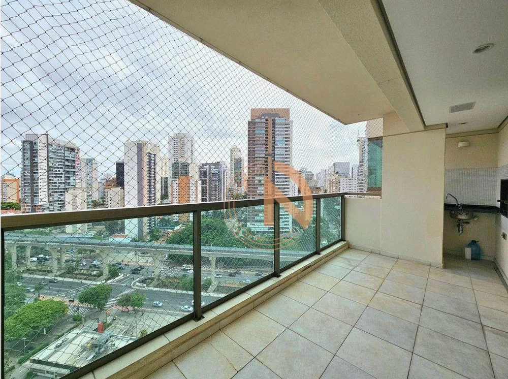 Apartamento, 3 quartos, 147 m² - Foto 1