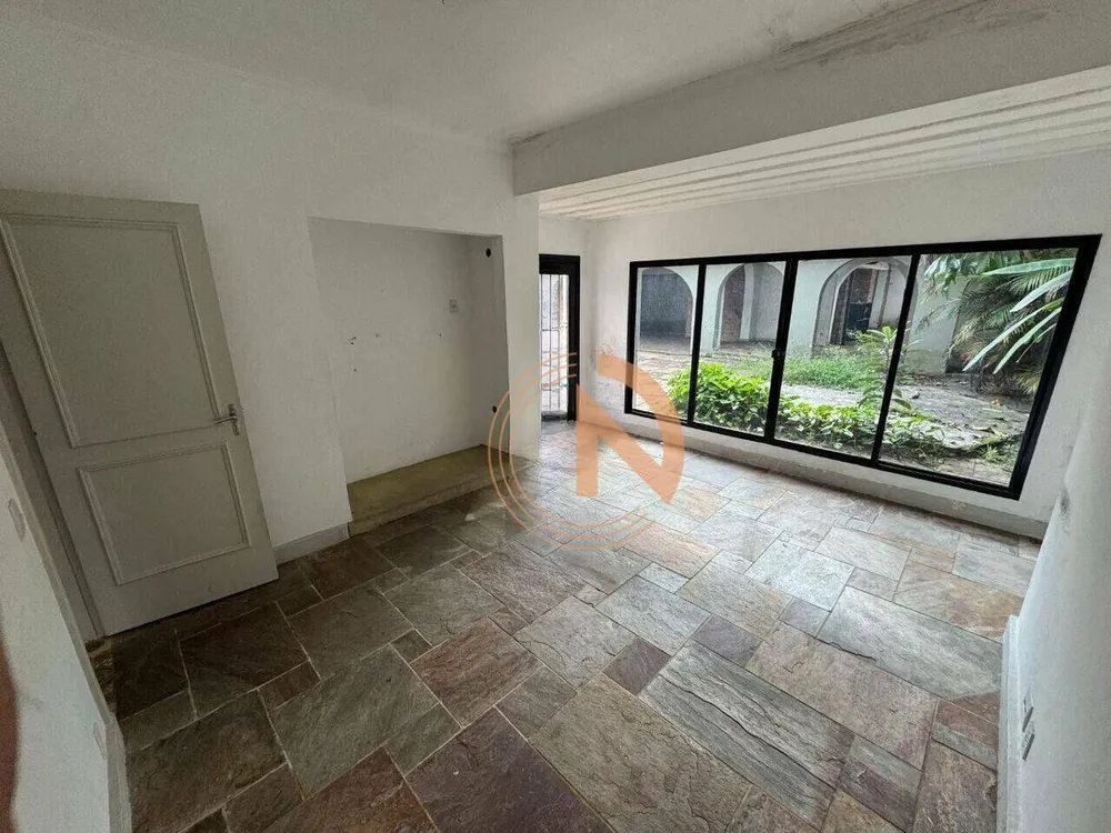 Casa, 4 quartos, 650 m² - Foto 2