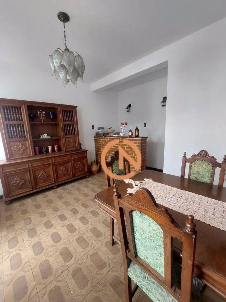 Sobrado, 3 quartos, 210 m² - Foto 1