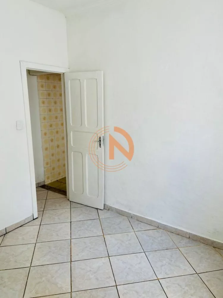 Casa à venda com 4 quartos, 200m² - Foto 6