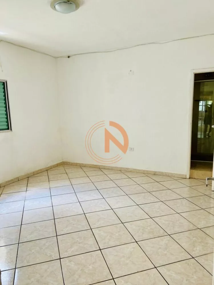 Casa à venda com 4 quartos, 200m² - Foto 7