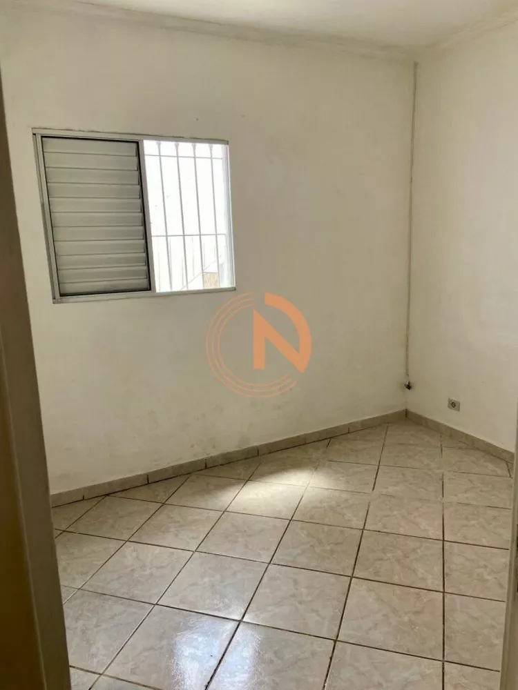 Casa à venda com 4 quartos, 200m² - Foto 5