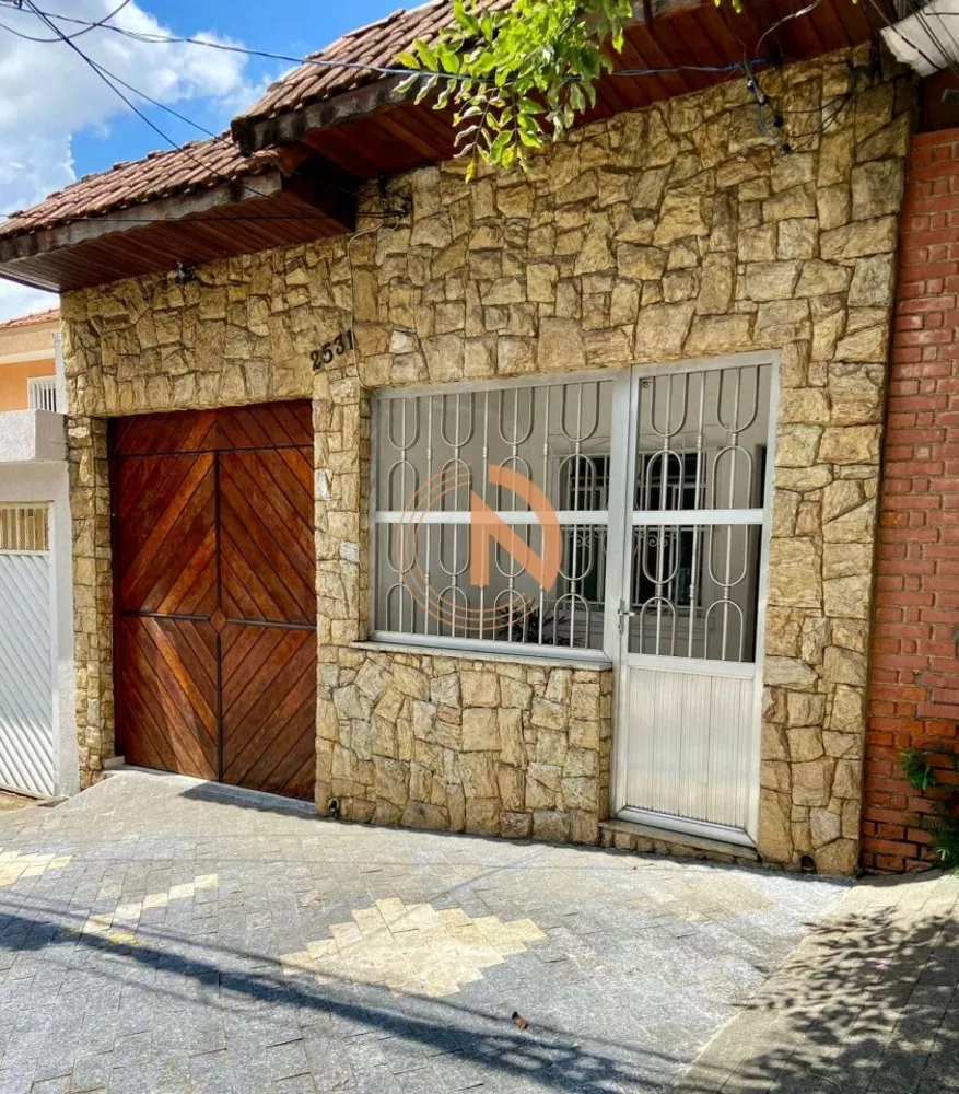 Casa à venda com 4 quartos, 200m² - Foto 2