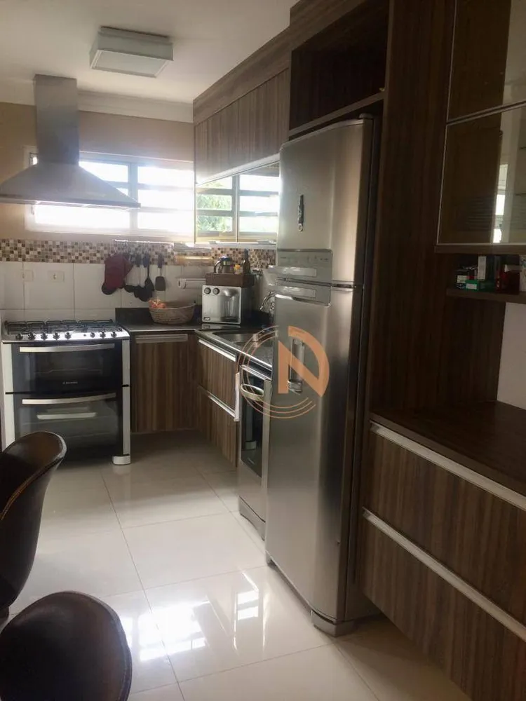 Apartamento, 3 quartos, 130 m² - Foto 2