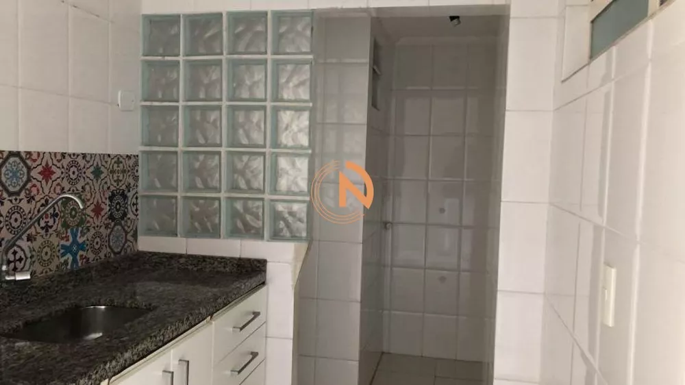 Apartamento à venda e aluguel com 2 quartos, 65m² - Foto 2