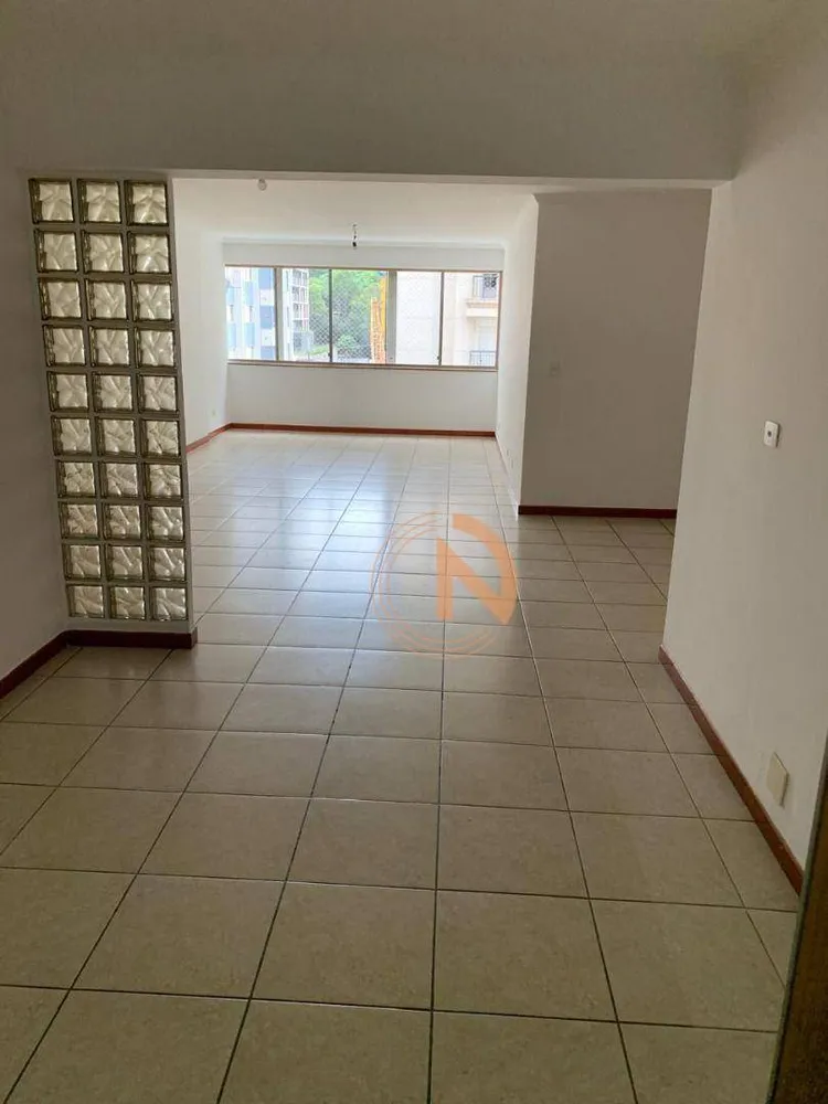 Apartamento, 3 quartos, 156 m² - Foto 2