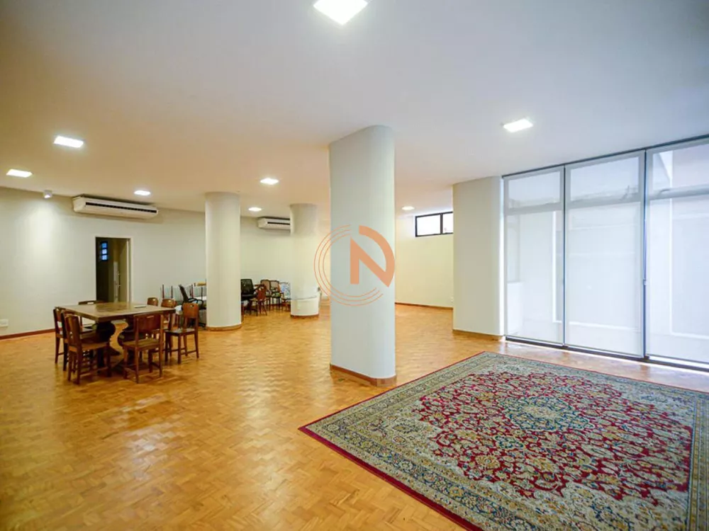 Apartamento à venda com 3 quartos, 200m² - Foto 12