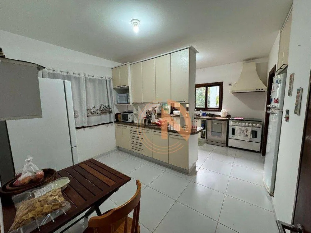Casa, 7 quartos, 550 m² - Foto 4