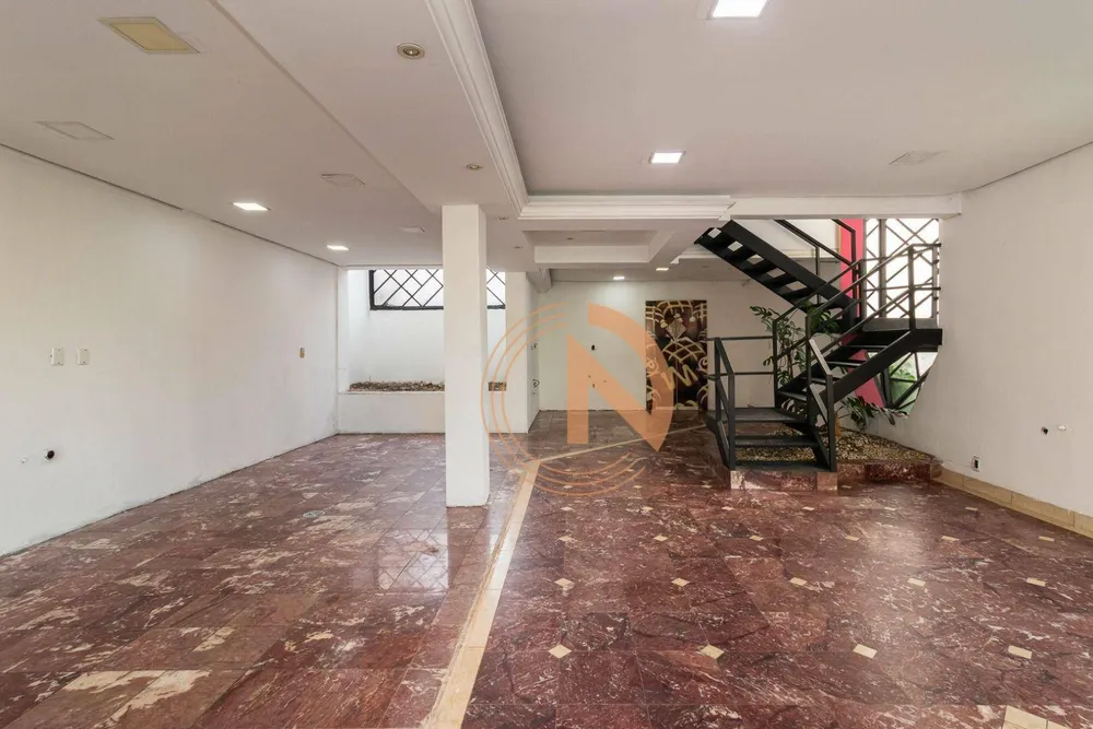 Sobrado, 3 quartos, 232 m² - Foto 3