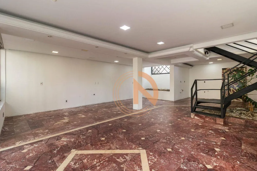 Sobrado, 3 quartos, 232 m² - Foto 2