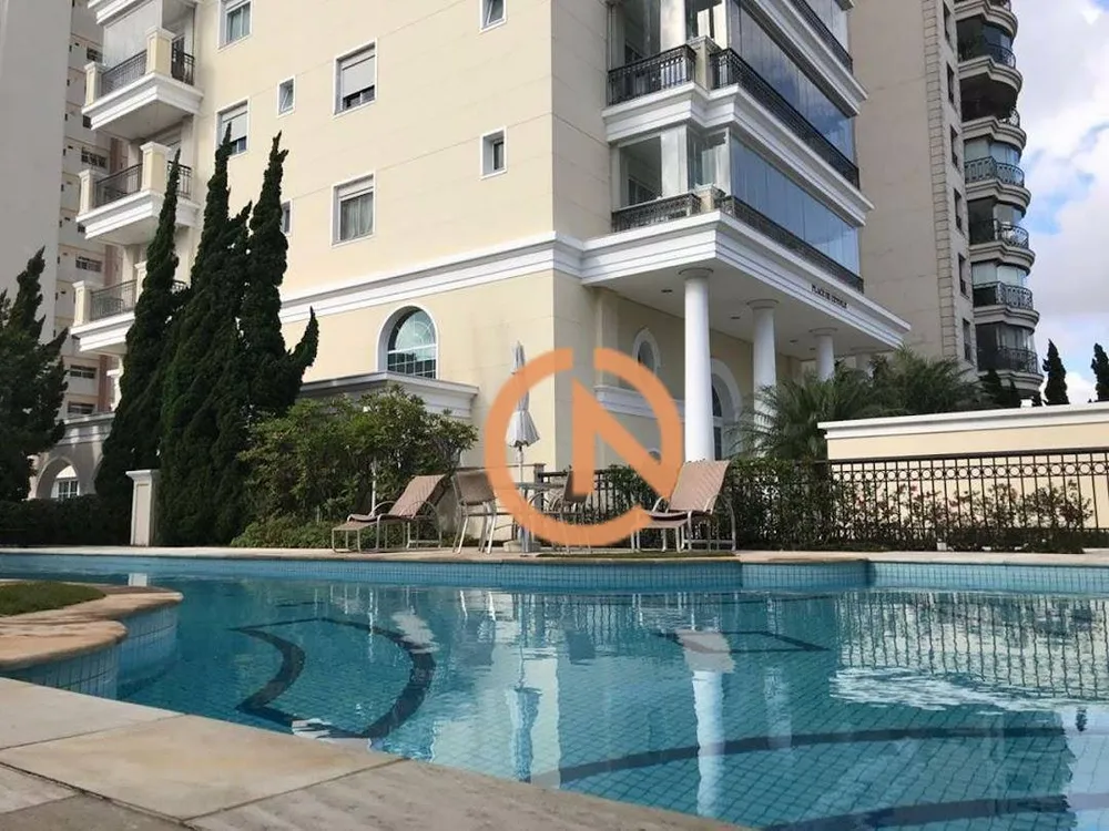 Apartamento, 3 quartos, 218 m² - Foto 1