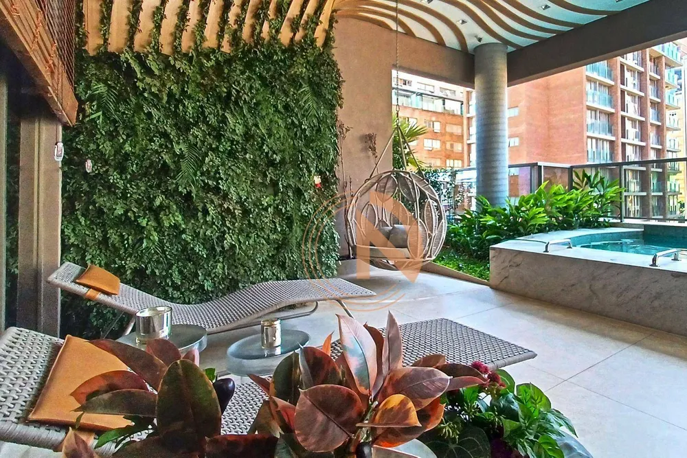 Apartamento, 3 quartos, 212 m² - Foto 1