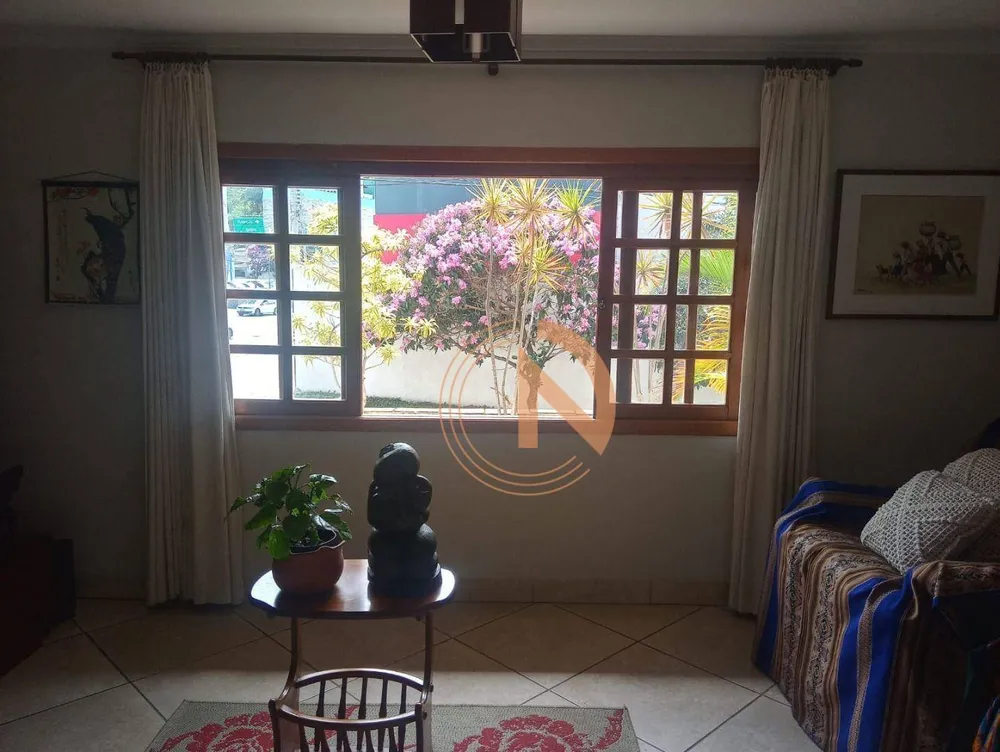 Casa, 3 quartos, 200 m² - Foto 2