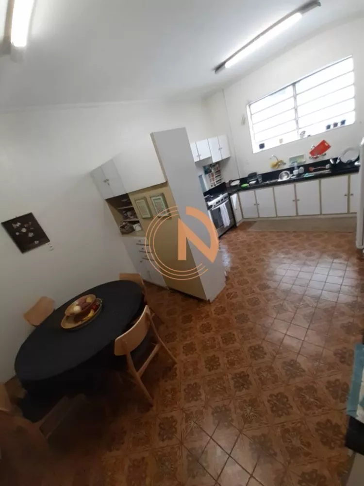 Apartamento à venda com 3 quartos, 275m² - Foto 4