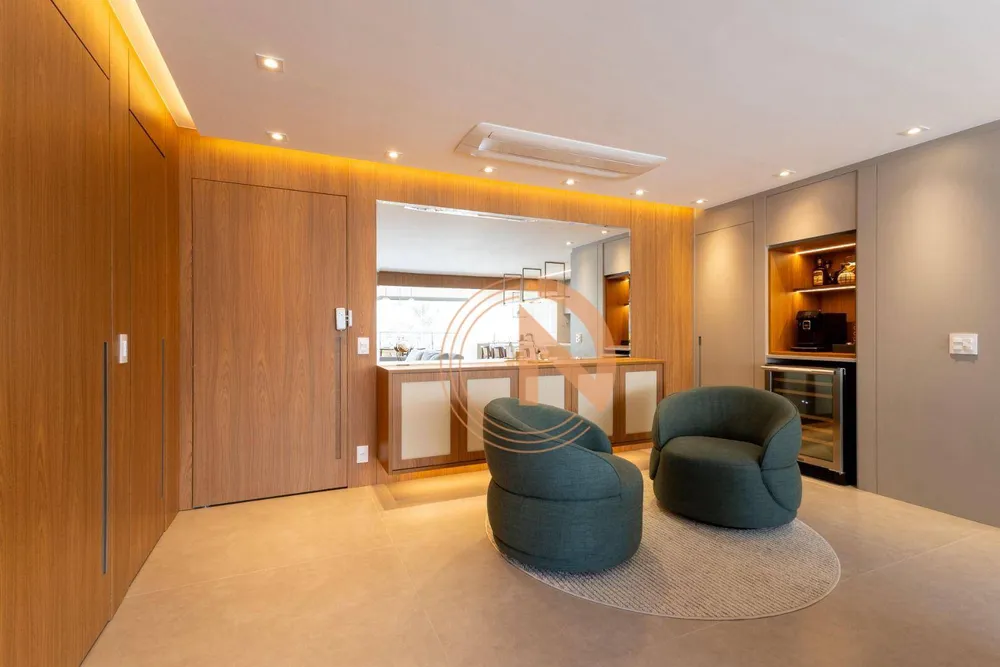 Apartamento, 3 quartos, 153 m² - Foto 1