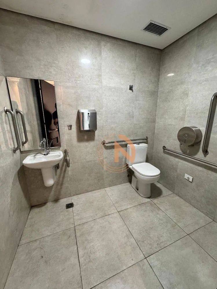Sala-Conjunto, 1381 m² - Foto 1
