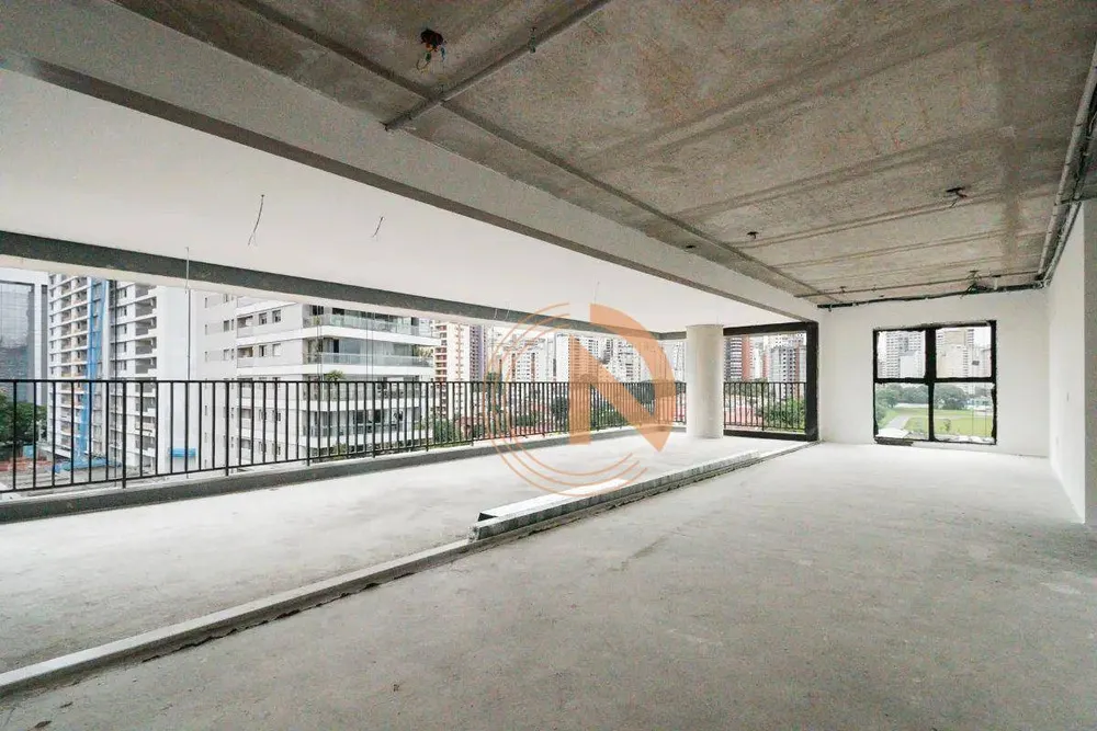 Apartamento, 3 quartos, 251 m² - Foto 1