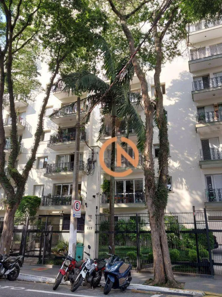 Apartamento, 3 quartos, 230 m² - Foto 2