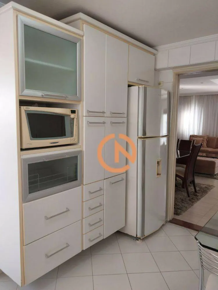 Apartamento, 3 quartos, 230 m² - Foto 6