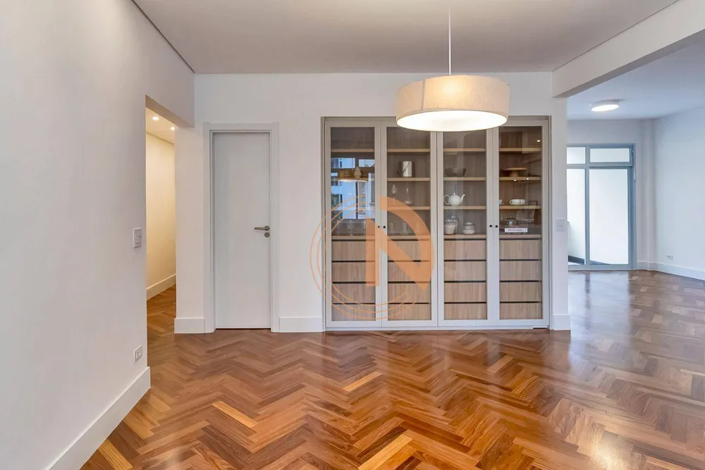 Apartamento, 3 quartos, 177 m² - Foto 2