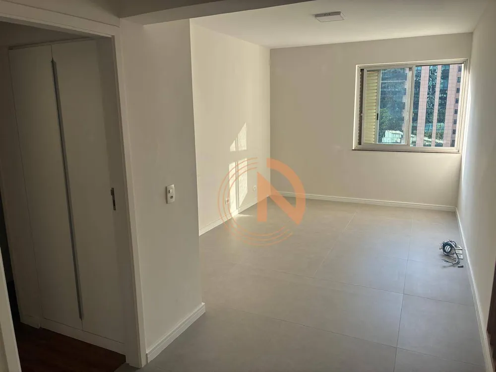 Apartamento, 3 quartos, 150 m² - Foto 1