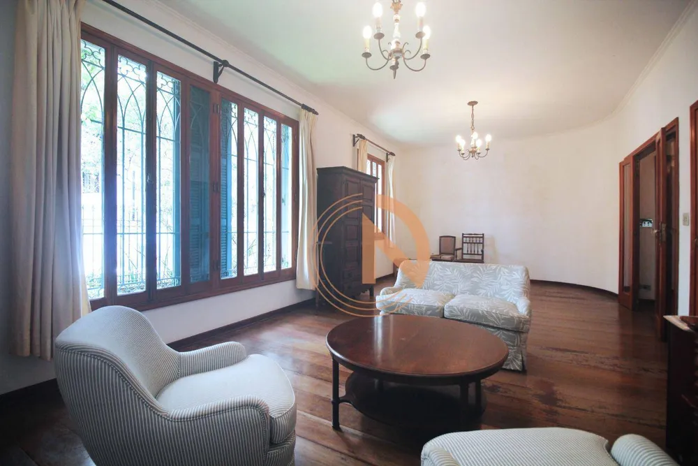 Casa, 3 quartos, 256 m² - Foto 1