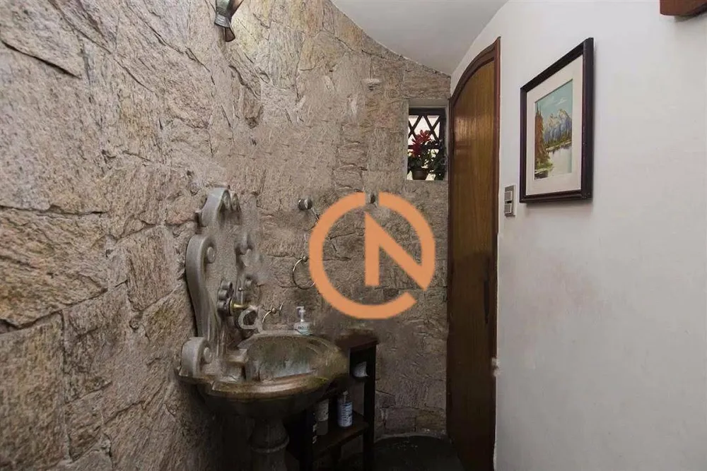 Sobrado, 6 quartos, 600 m² - Foto 1