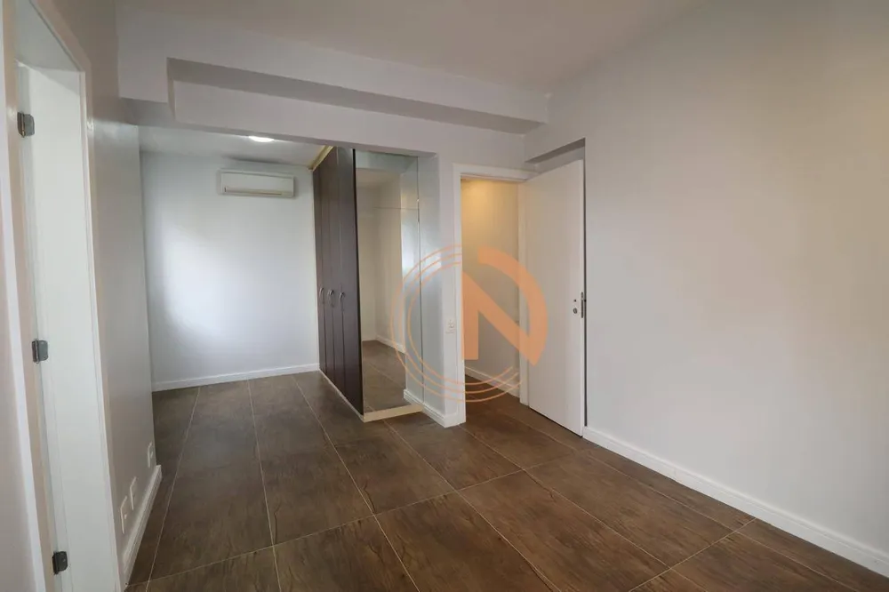 Cobertura, 4 quartos, 210 m² - Foto 2