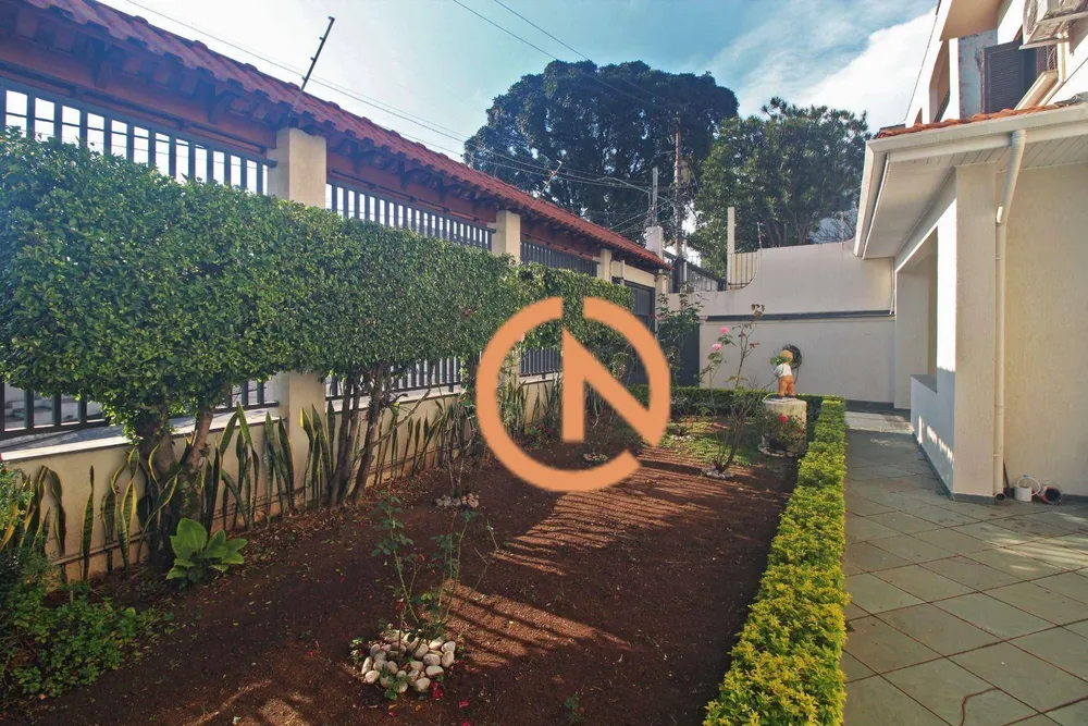 Casa, 4 quartos, 230 m² - Foto 2