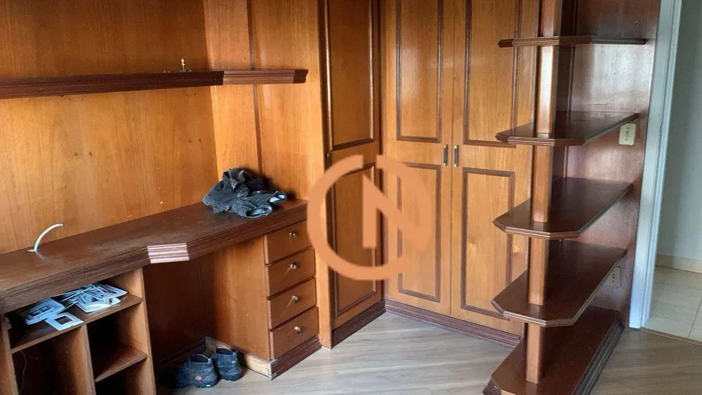 Apartamento, 3 quartos, 196 m² - Foto 1