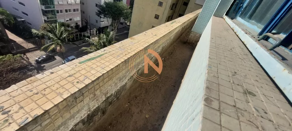 Apartamento à venda com 3 quartos, 200m² - Foto 17