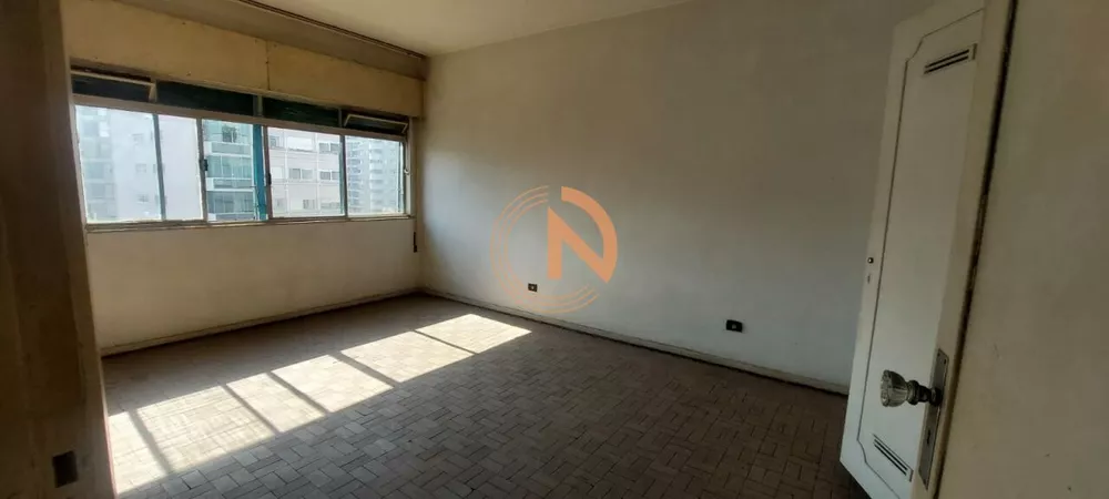 Apartamento à venda com 3 quartos, 200m² - Foto 19