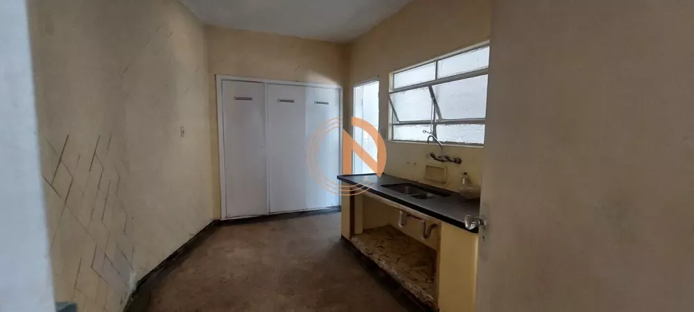 Apartamento à venda com 3 quartos, 200m² - Foto 28