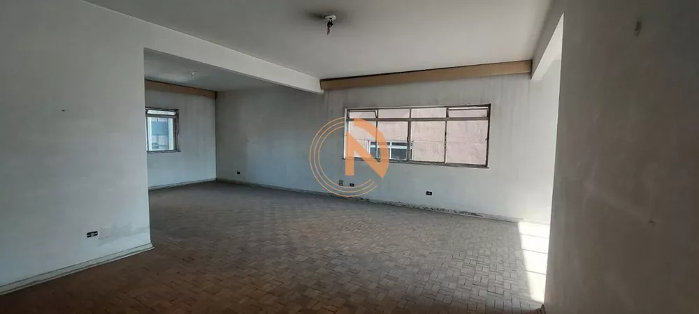 Apartamento à venda com 3 quartos, 200m² - Foto 6