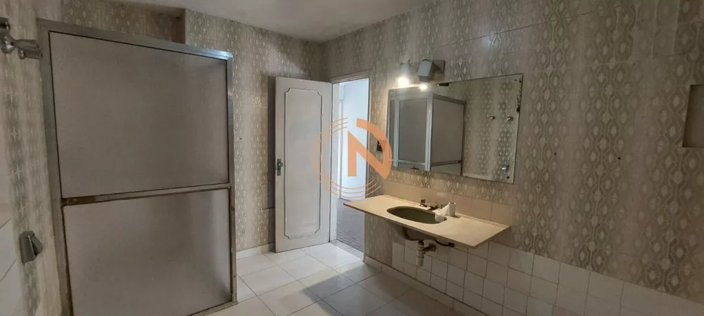 Apartamento à venda com 3 quartos, 200m² - Foto 30